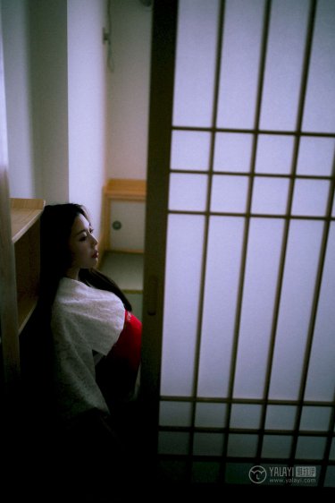 免费夜里18款禁用