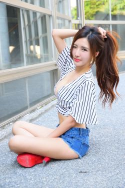 3秒后野兽坐在联谊会角落的他是个肉食系
